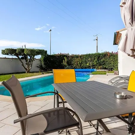 Neuf Avec Acces Piscine Valergues