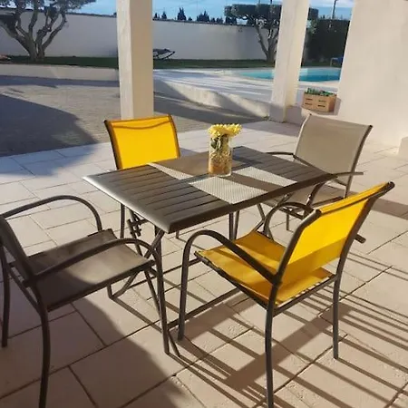 Апартаменты Neuf Avec Acces Piscine *