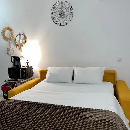 Neuf Avec Acces Piscine Apartmán *