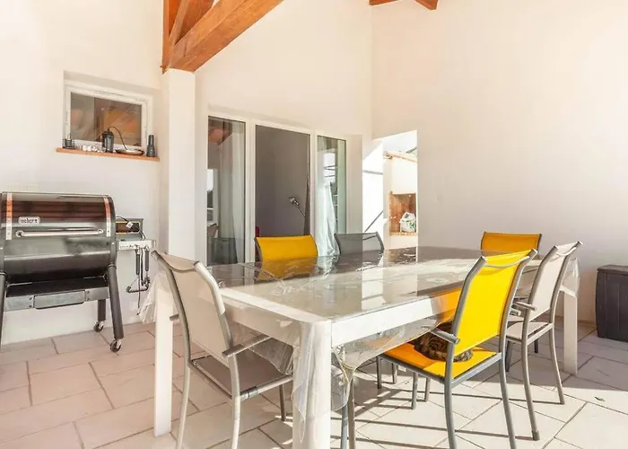 Neuf Avec Acces Piscine Valergues